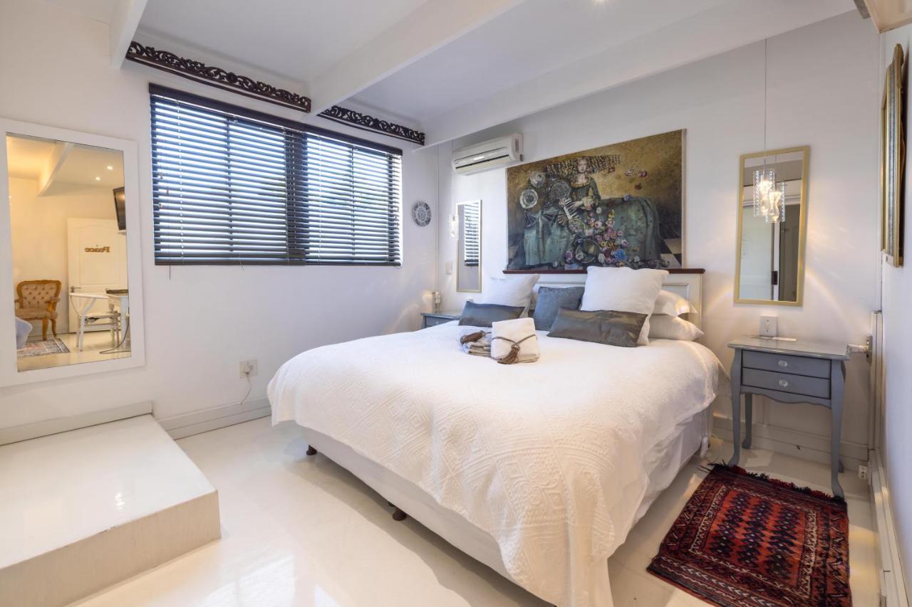 Cape Pillars Boutique Hotel Дурбанвиль Экстерьер фото