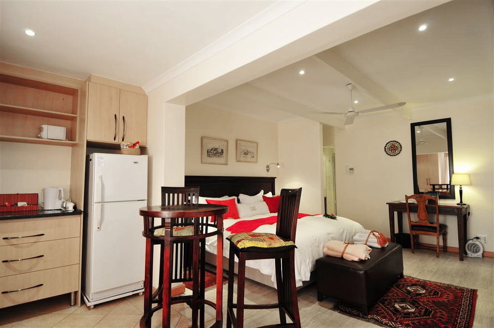 Cape Pillars Boutique Hotel Дурбанвиль Экстерьер фото